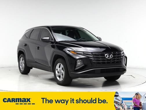 2023 Hyundai TUCSON SE