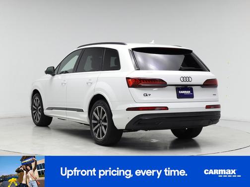 2023 Audi Q7 Premium Plus