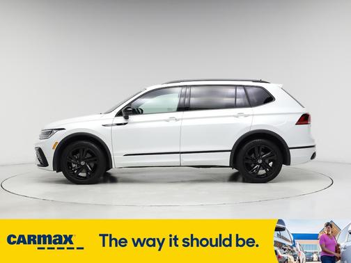 2023 Volkswagen Tiguan SE R-Line Black