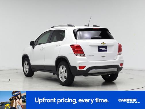 White 2022 Chevrolet Trax LT
