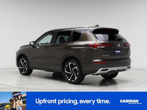 2023 Mitsubishi Outlander SE
