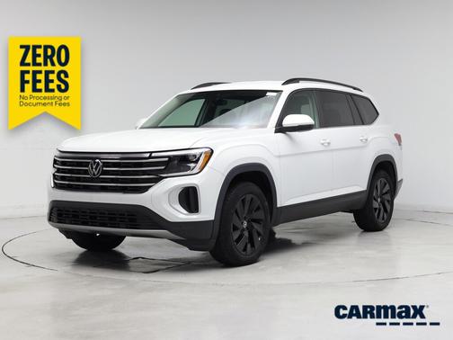 White 2024 Volkswagen Atlas SE w/Tech