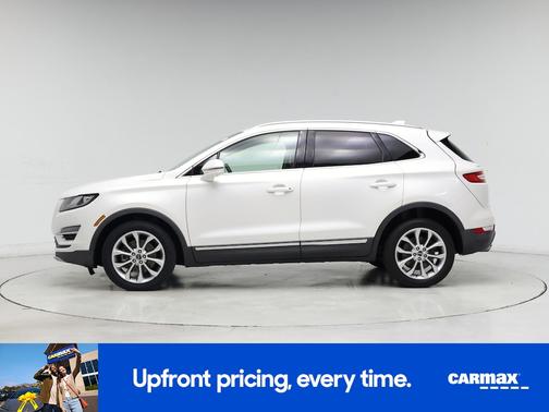 White 2019 Lincoln MKC Select