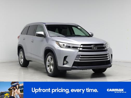 Silver 2017 Toyota Highlander Limited