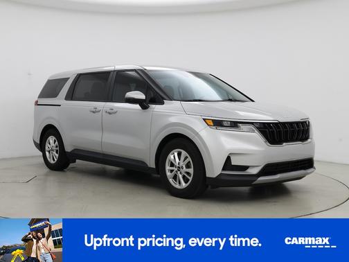 2023 Kia Carnival LX