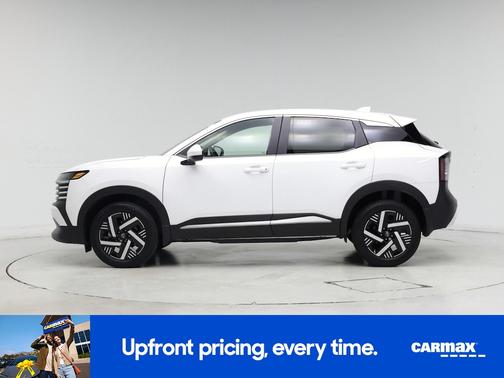 White 2025 Nissan Kicks SV