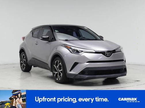 Gold 2019 Toyota C-HR XLE