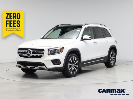 White 2022 Mercedes-Benz GLB 250