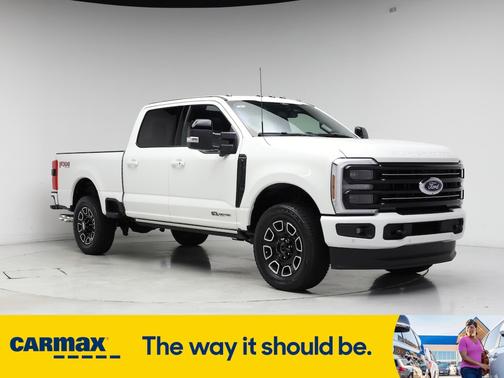2025 Ford F-250 Platinum