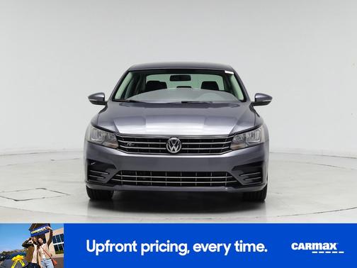 2018 Volkswagen Passat R-Line