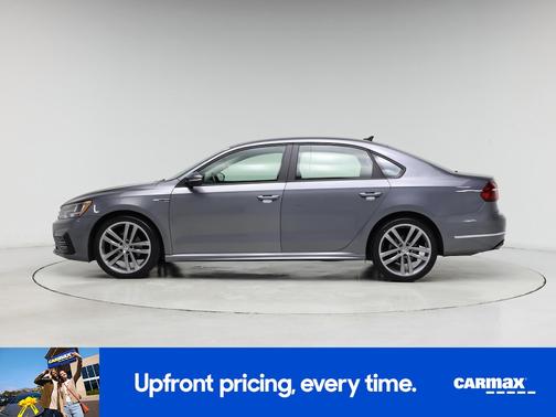 2018 Volkswagen Passat R-Line