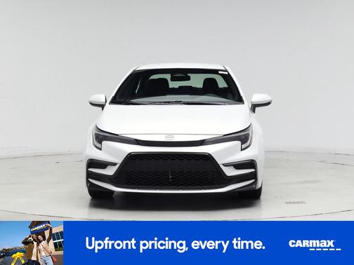 White 2024 Toyota Corolla SE