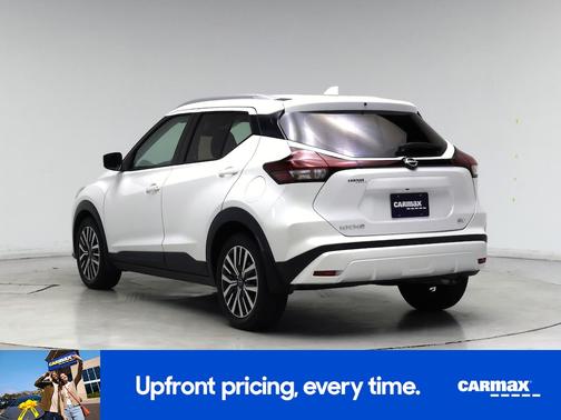 2022 Nissan Kicks SV