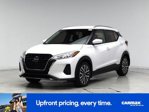 2022 Nissan Kicks SV