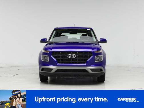 2025 Hyundai VENUE SE