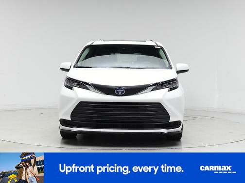 2021 Toyota Sienna LE
