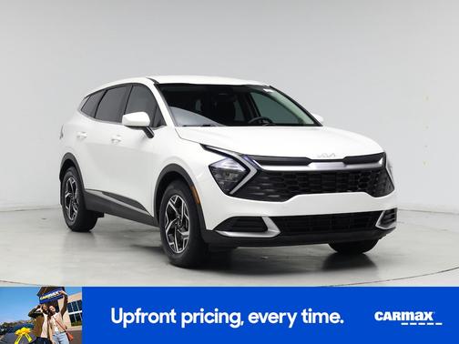 Pearl 2023 Kia Sportage LX