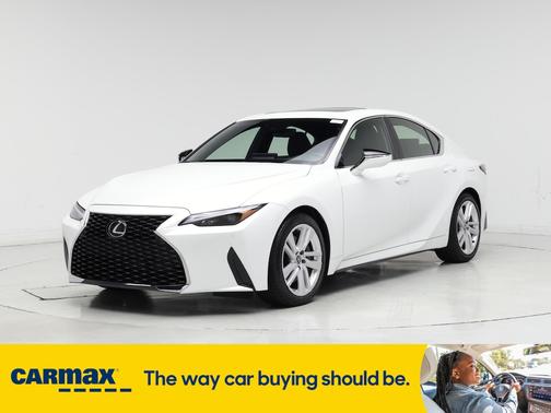 2025 Lexus IS 300