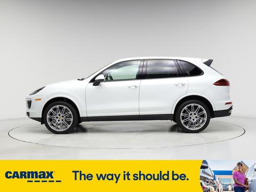 2017 Porsche Cayenne Platinum