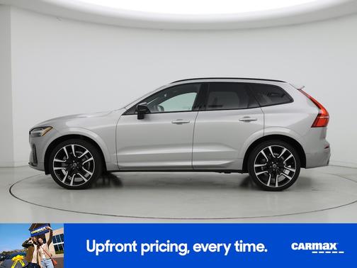 Silver 2023 Volvo XC60 B6 Ultimate Dark Theme