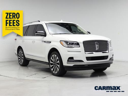 White 2022 Lincoln Navigator Reserve