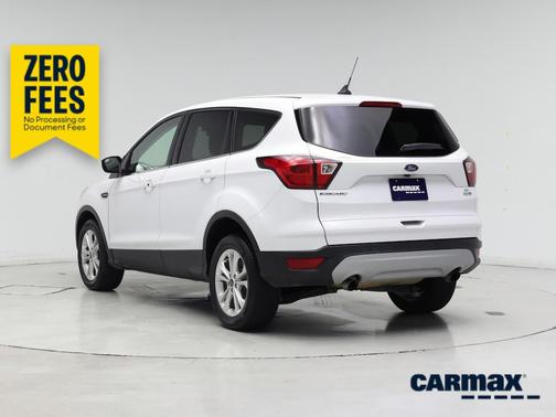 White 2019 Ford Escape SE
