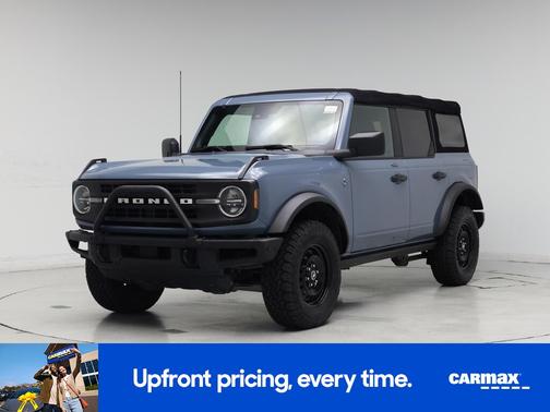 Blue 2022 Ford Bronco Black Diamond
