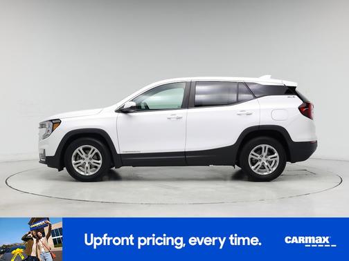 White 2023 GMC Terrain SLE