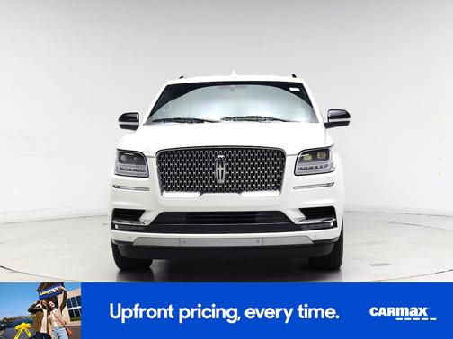 White 2021 Lincoln Navigator Standard