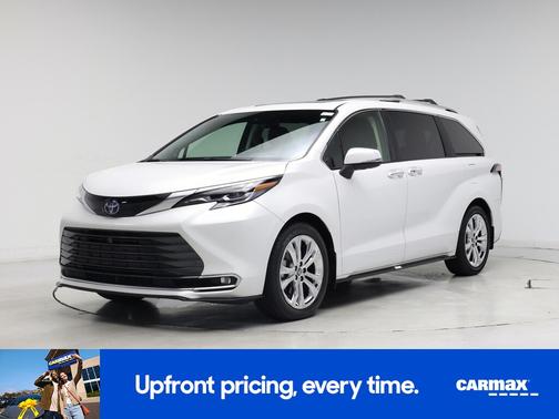 2024 Toyota Sienna Platinum
