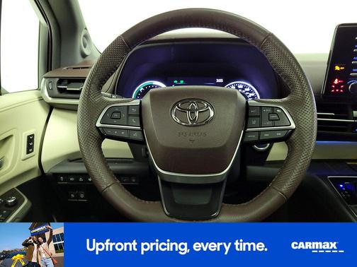 2024 Toyota Sienna Platinum
