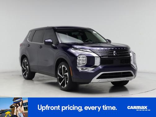 2023 Mitsubishi Outlander SE