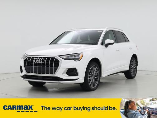 2022 Audi Q3 Premium