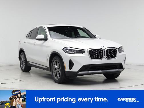 White 2024 BMW X4 XDrive30i