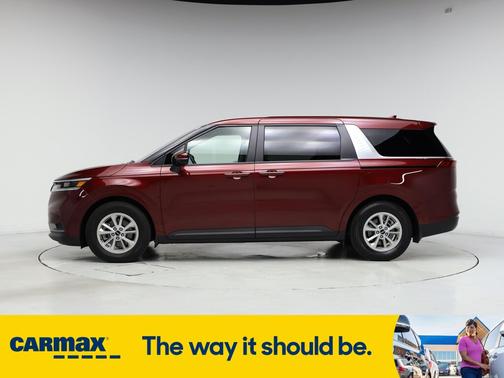 2024 Kia Carnival LX Seat Package