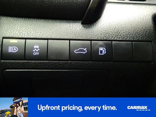 Gray 2018 Toyota Camry SE