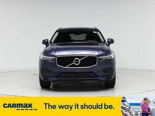 2020 Volvo XC60 T5 Momentum