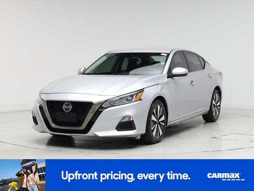 2022 Nissan Altima SV
