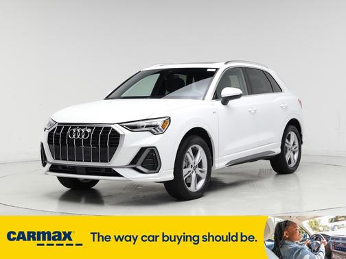 2024 Audi Q3 S-Line Premium