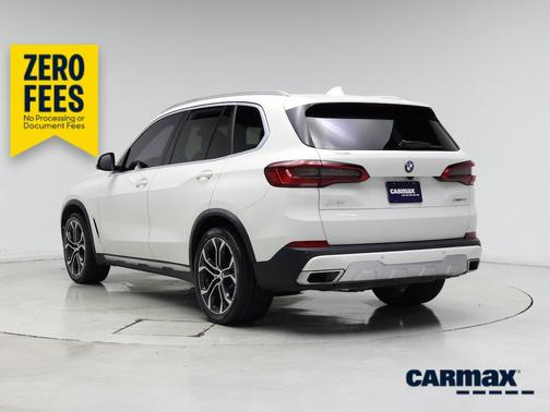White 2019 BMW X5 xDrive40i