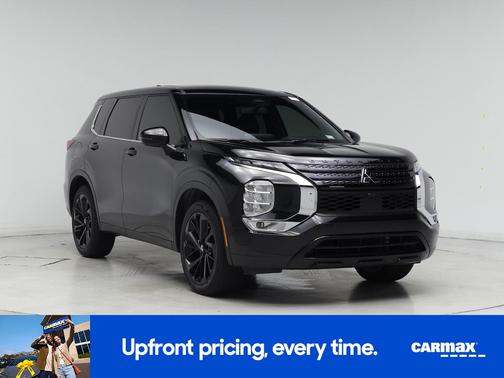 2023 Mitsubishi Outlander SE Special Edition