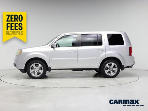 Silver 2014 Honda Pilot EX