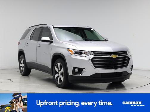 Gray 2020 Chevrolet Traverse LT Leather
