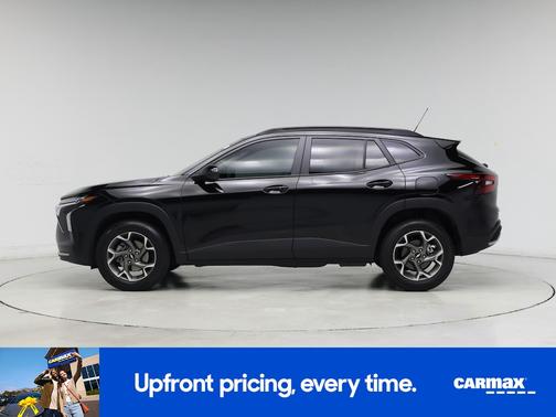 Black 2025 Chevrolet Trax LT