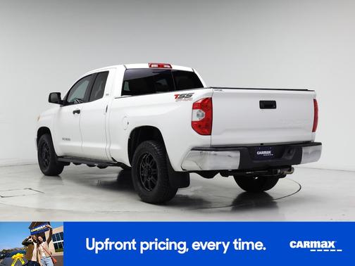 White 2016 Toyota Tundra SR5
