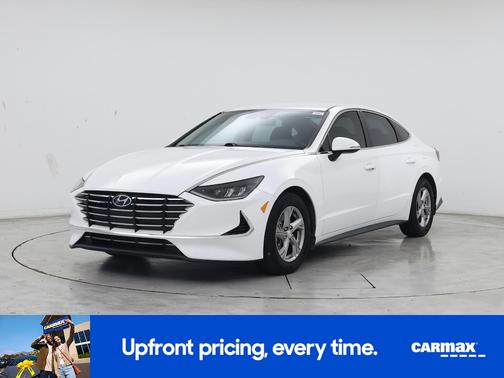 White 2023 Hyundai SONATA SE