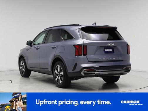 Gray 2022 Kia Sorento S