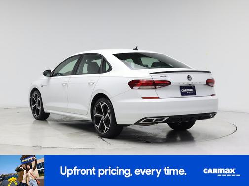 2022 Volkswagen Passat R-Line