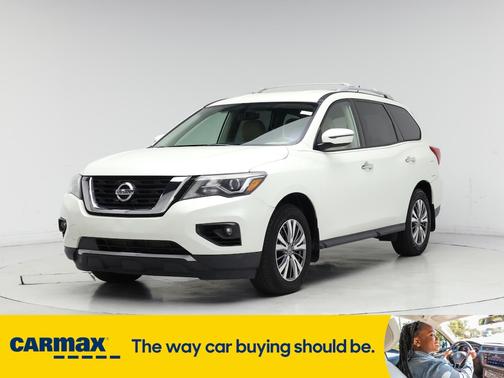 2018 Nissan Pathfinder SV