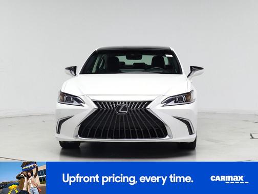 White 2024 Lexus ES 350 Luxury